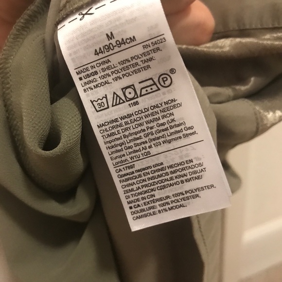 NWT olive green Banana Republic top - Picture 6 of 6